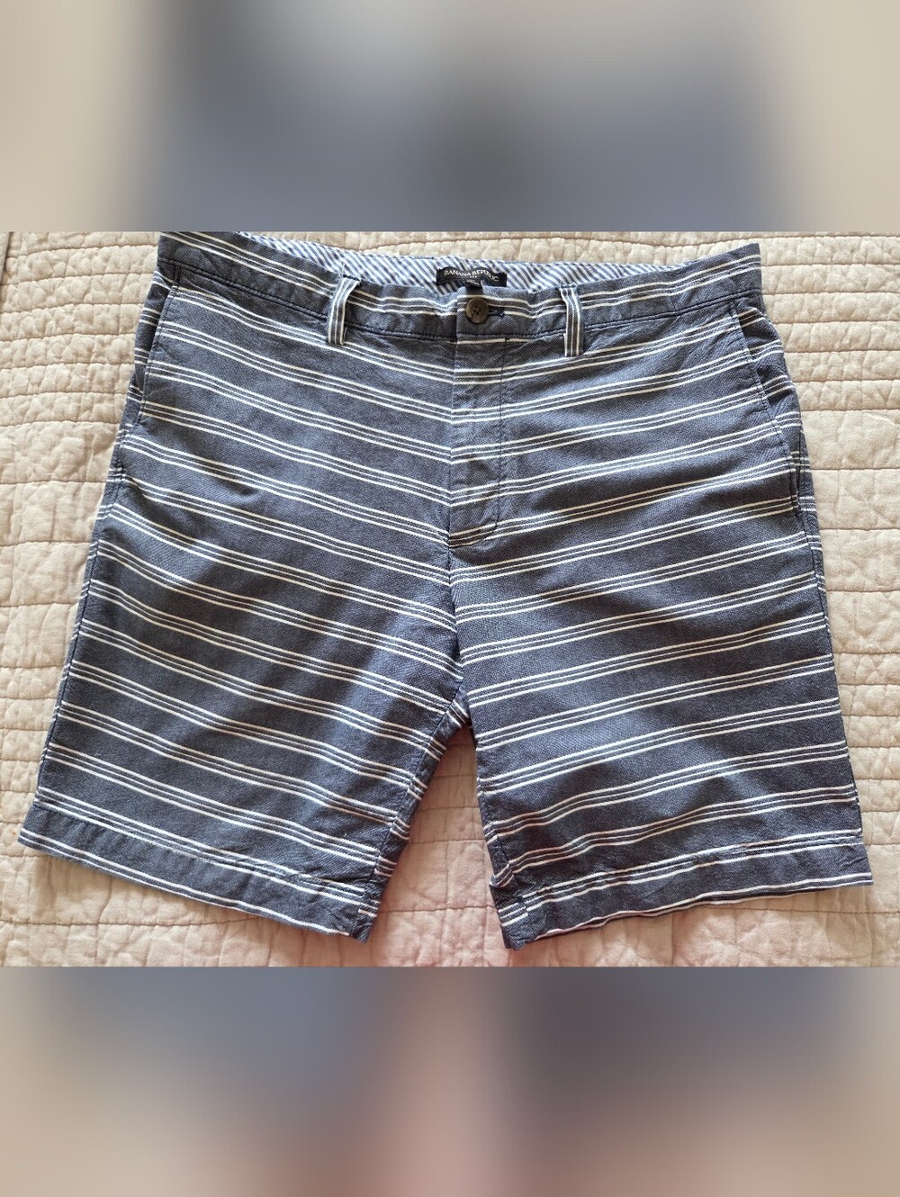 Banana Republic Blue White Striped Chino Shorts Men's Size 35 Summer Golf